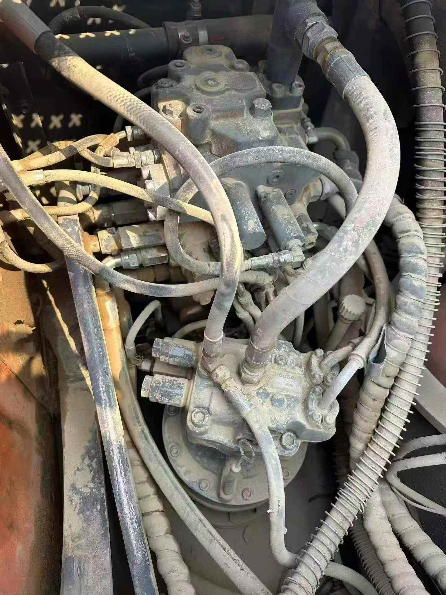 Buy Doosan DH150-7 Used Excavator / 8