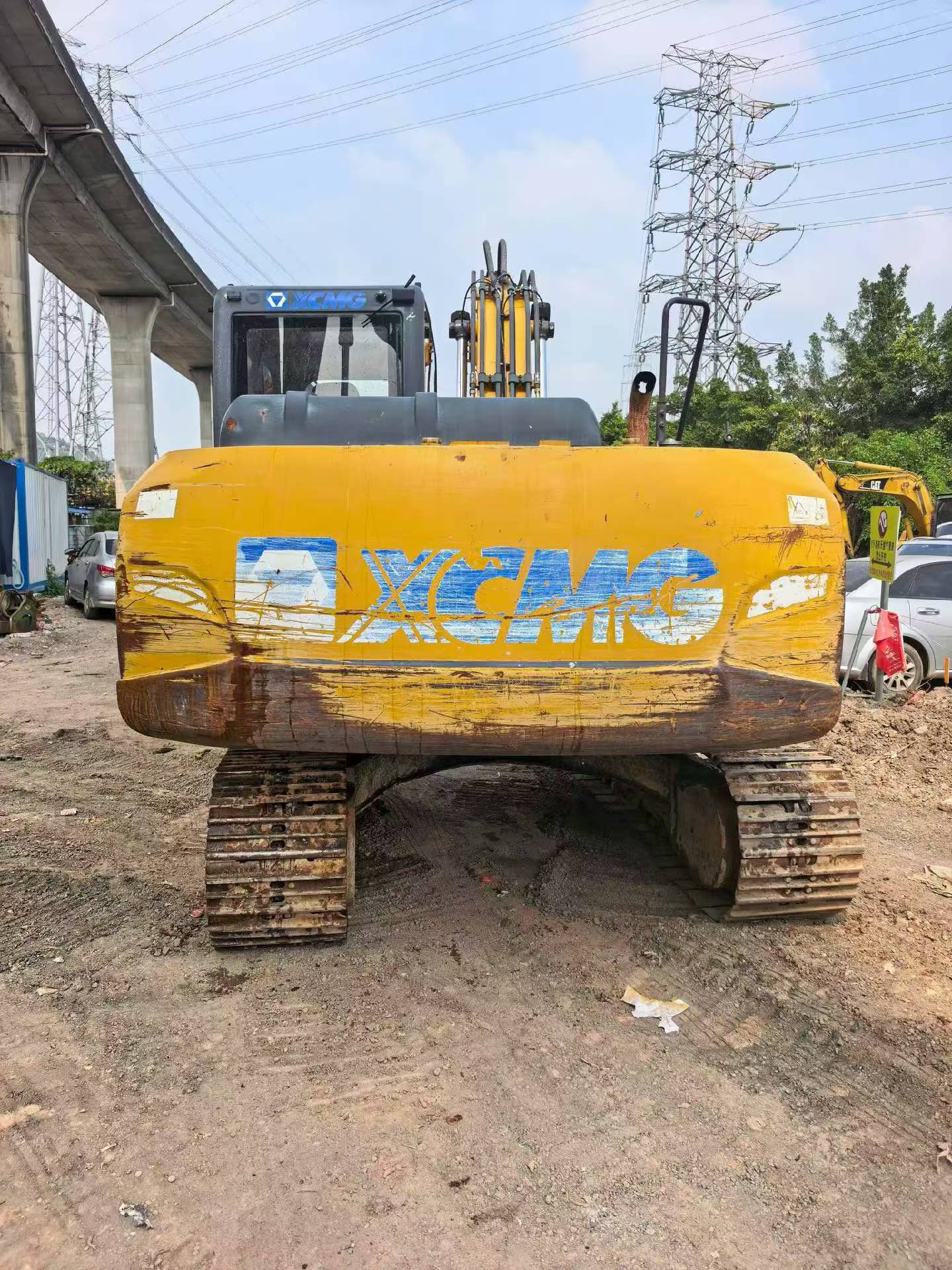 Buy XCMG XE135B Used Excavator / 2