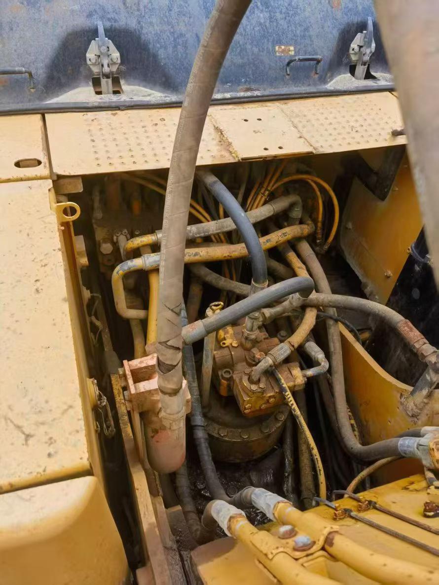 Buy Caterpillar 320A Used Excavator / 5