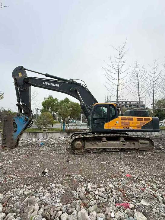 Buy Hyundai R495LVS Used Excavator / 1