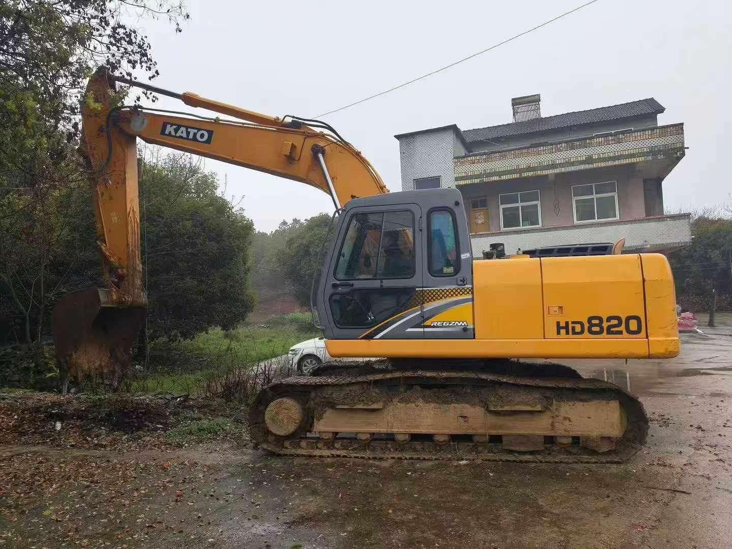Buy Kato HD820 Used Excavator / 4