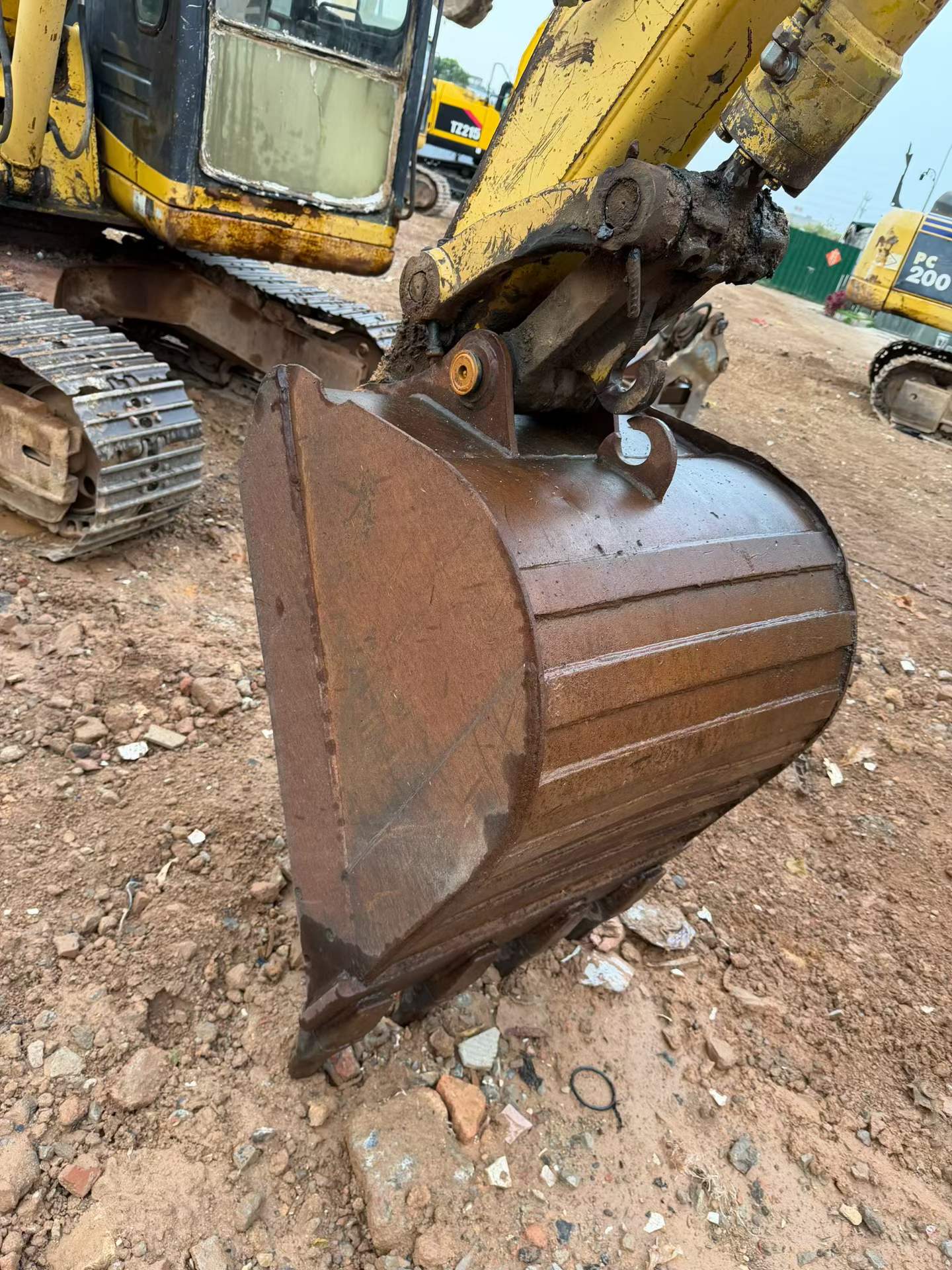 Buy Komatsu PC100-6 Used Excavator / 9
