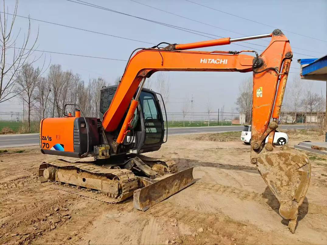 Buy Hitachi ZX70-5A Used Excavator / 2