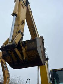 Buy Komatsu PC130 Used Excavator / 2 Buy Komatsu PC130 Used Excavator / 2