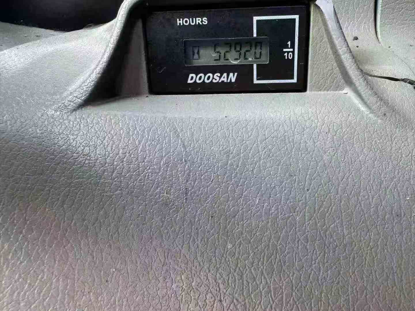 Buy Doosan DH420LC-7 Used Excavator / 6