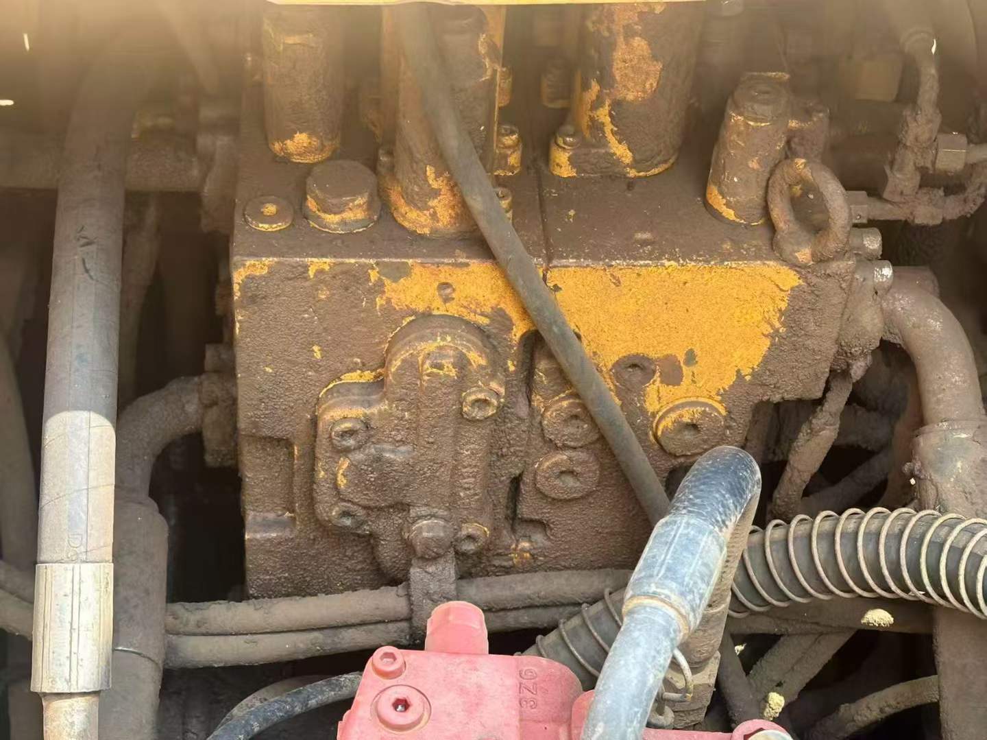 Buy Sany SY215C Used Excavator / 2