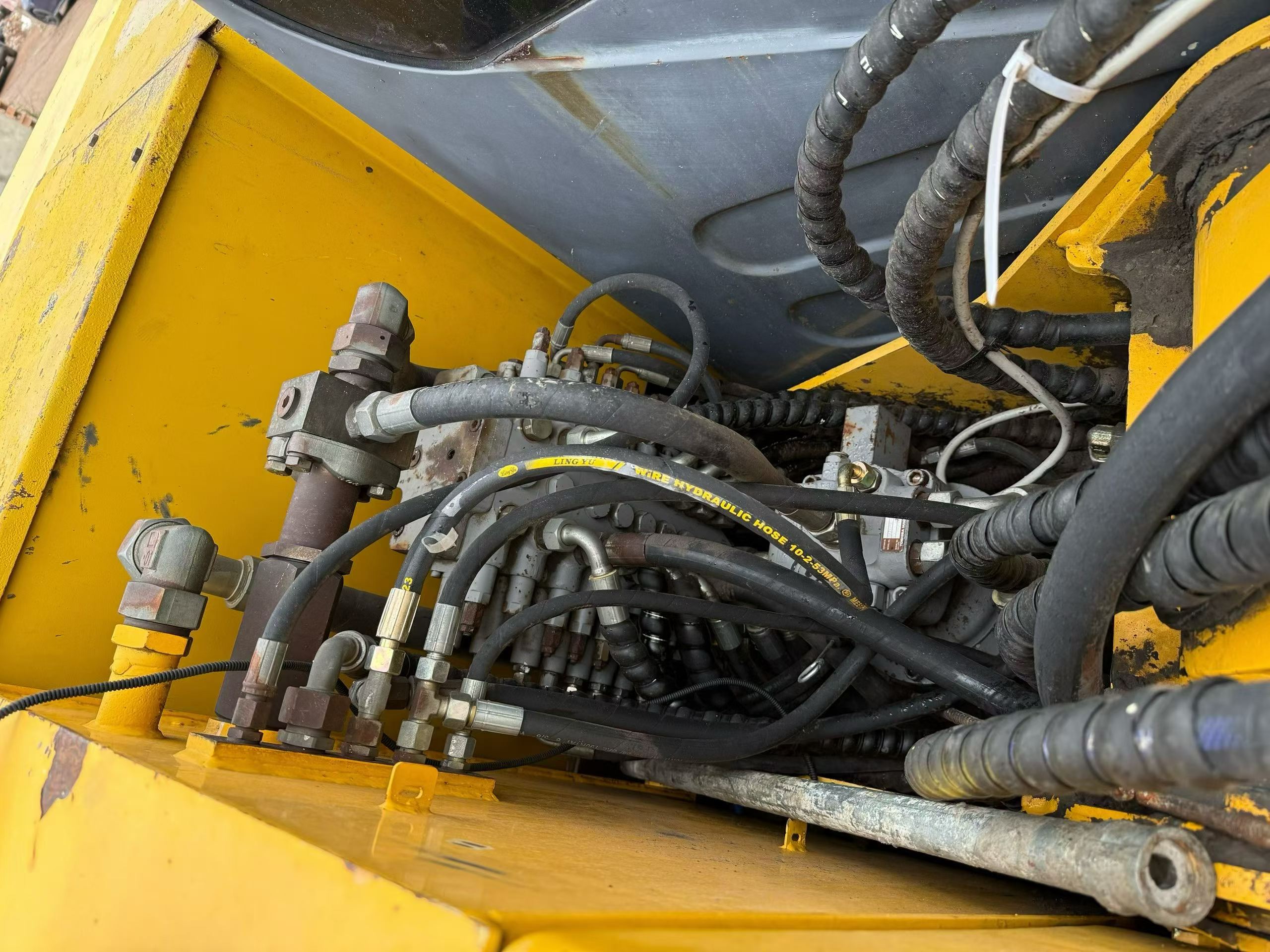 Buy XCMG XE80 Used Excavator / 5