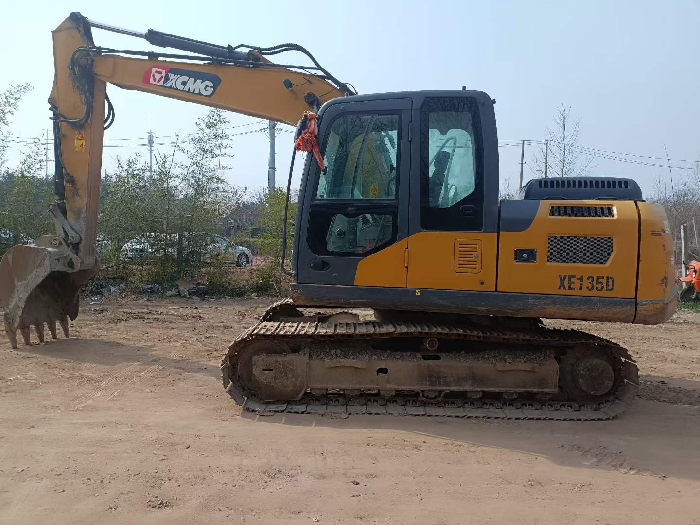 Buy XCMG XE135B Used Excavator / 2