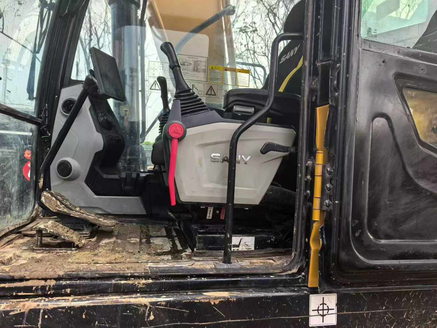 Buy Sany SY245H Used Excavator / 6
