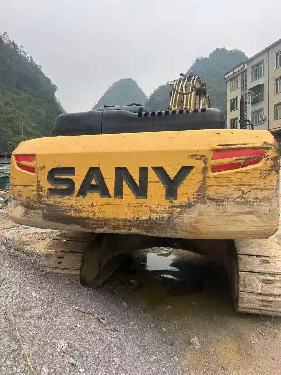 Buy Sany SY245H Used Excavator / 2