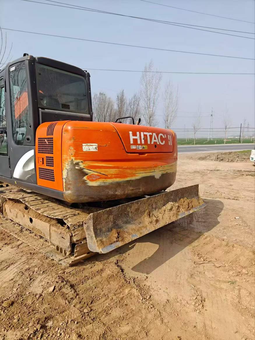 Buy Hitachi ZX70-5A Used Excavator / 4