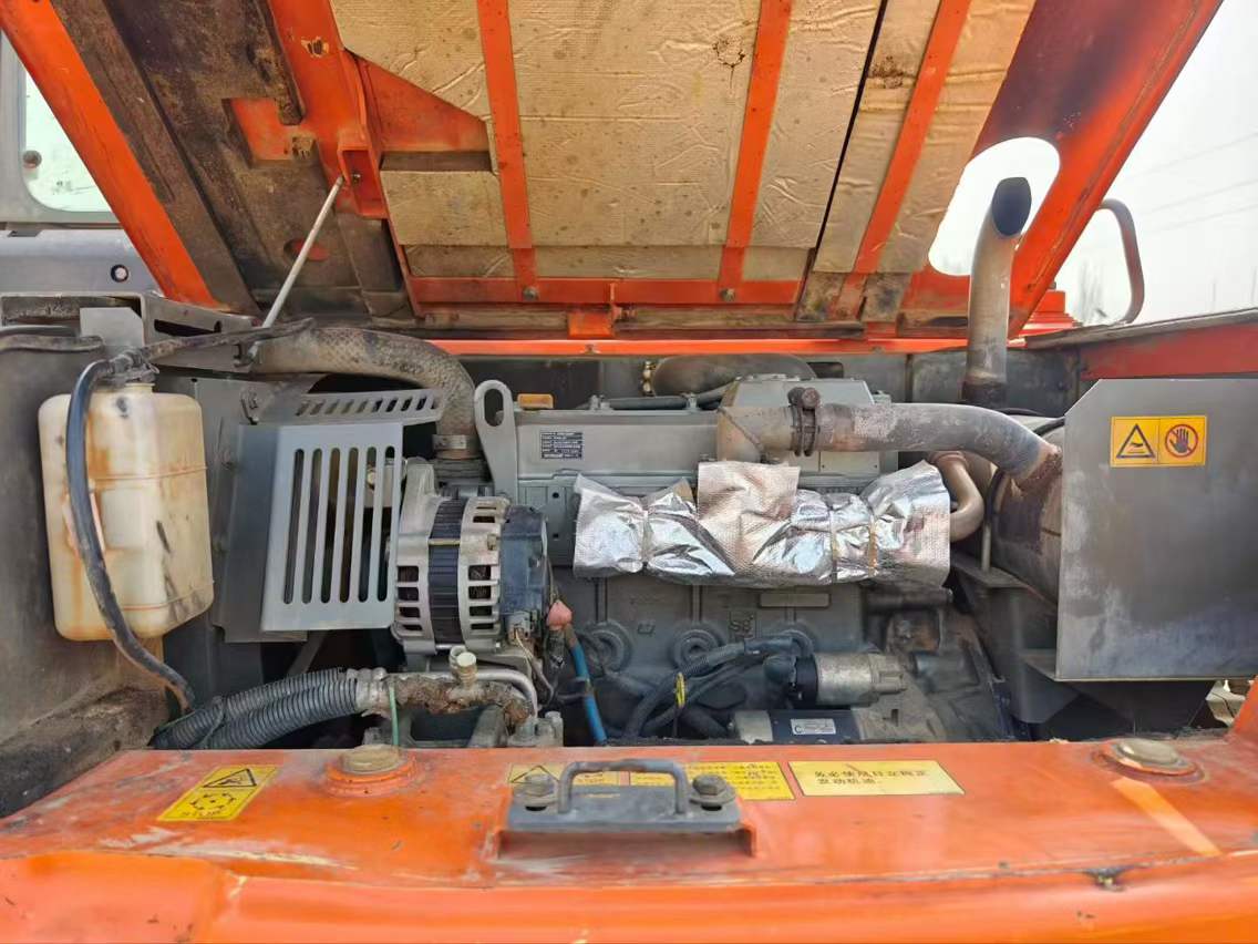 Buy Hitachi ZX70-5A Used Excavator / 6