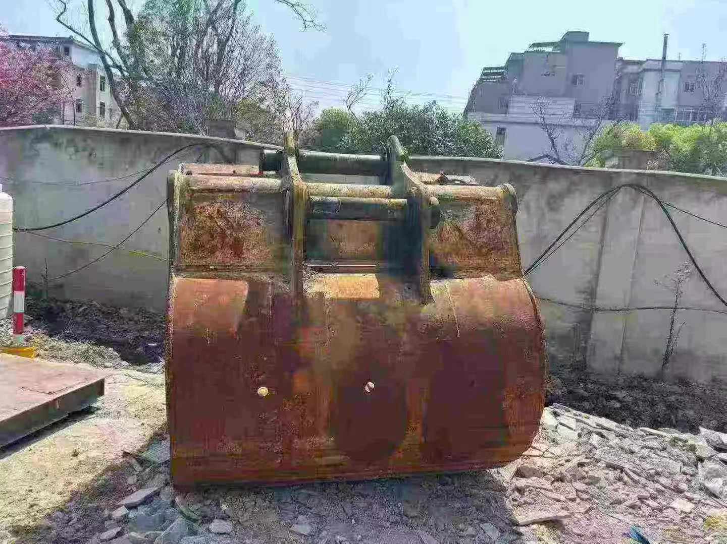 Buy XCMG XE690DK Used Excavator / 3