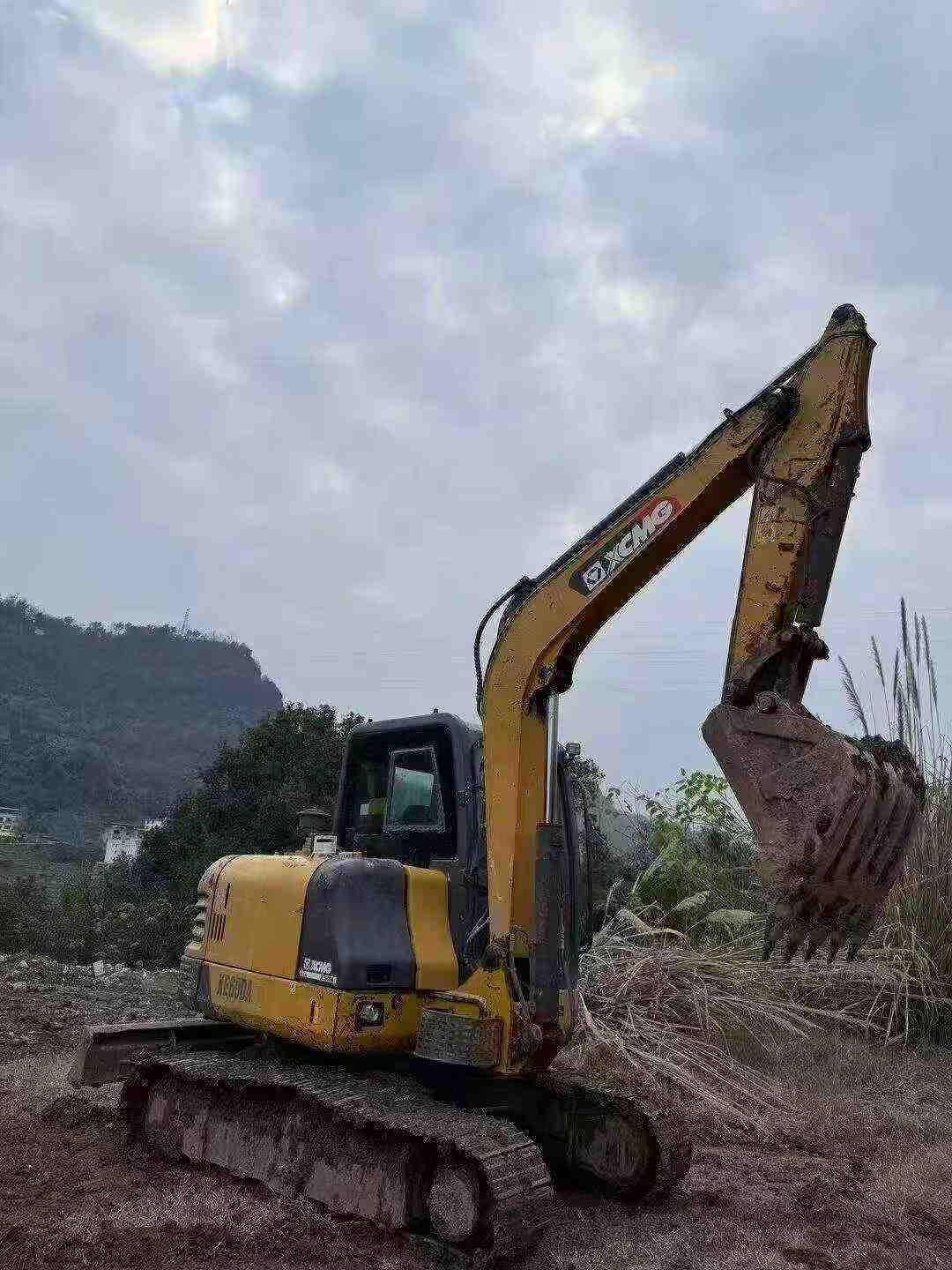 Buy XCMG XE60 Used Excavator / 5