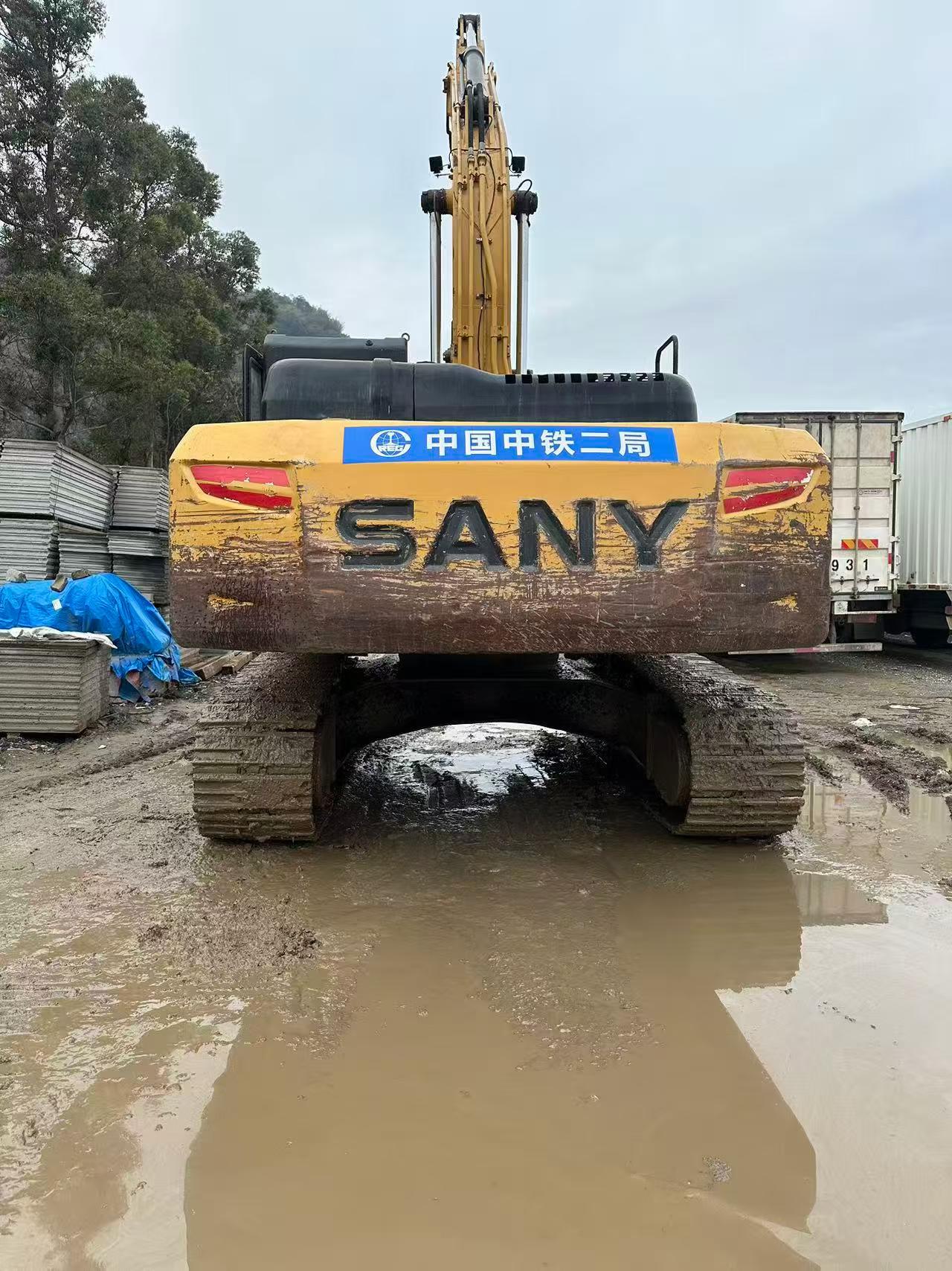 Buy Sany SY245H Used Excavator / 2