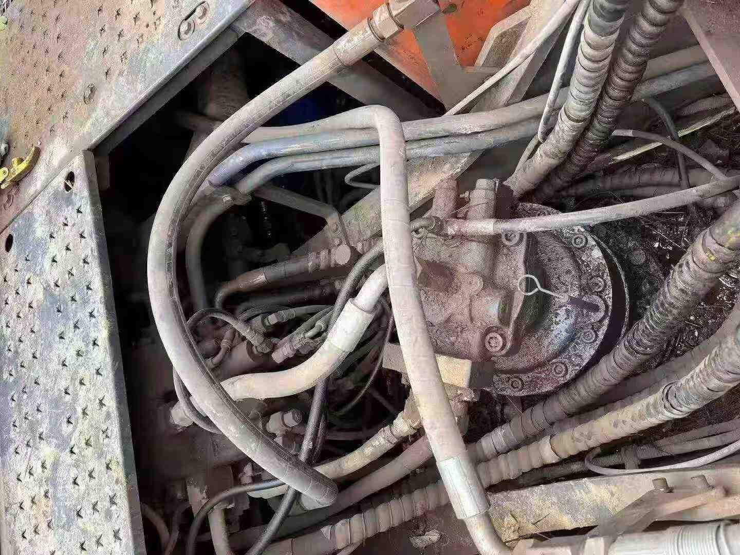 Buy Doosan DX260LC Used Excavator / 3