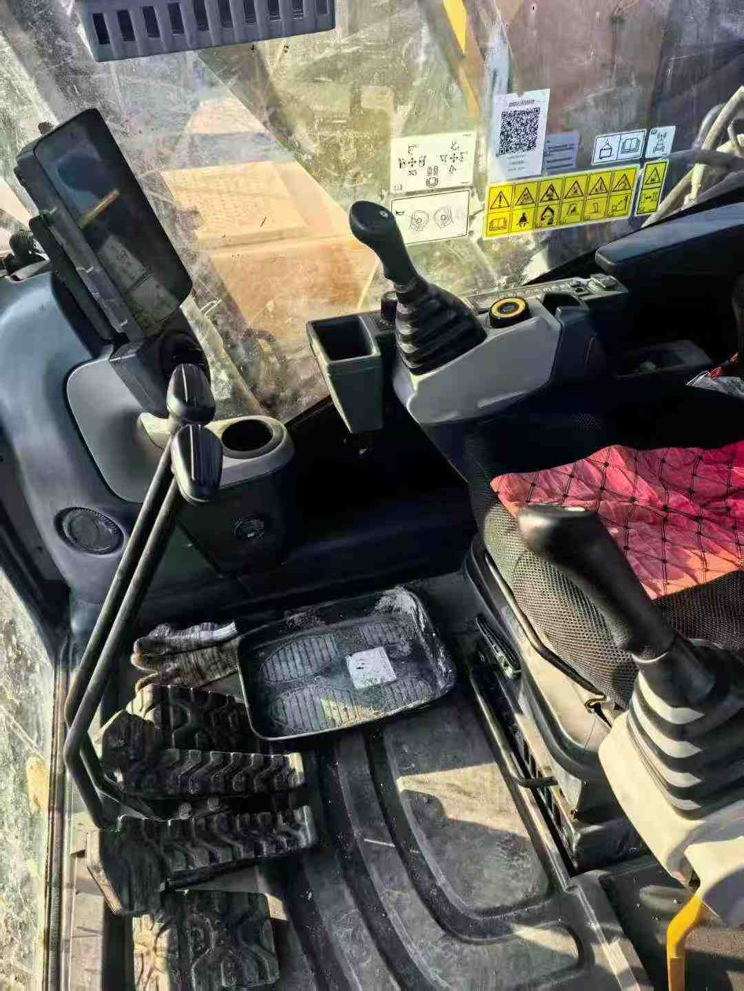 Buy Caterpillar 313D Used Excavator / 9