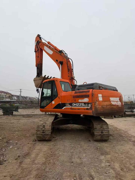 Buy Doosan S225 Used Excavator / 1