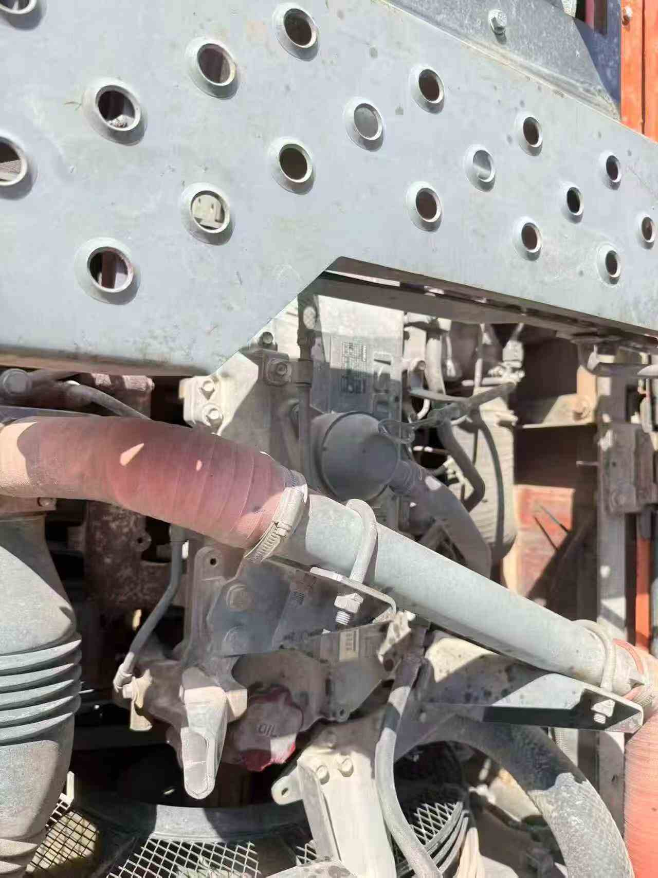 Buy Hitachi ZX210LC-5A Used Excavator / 9