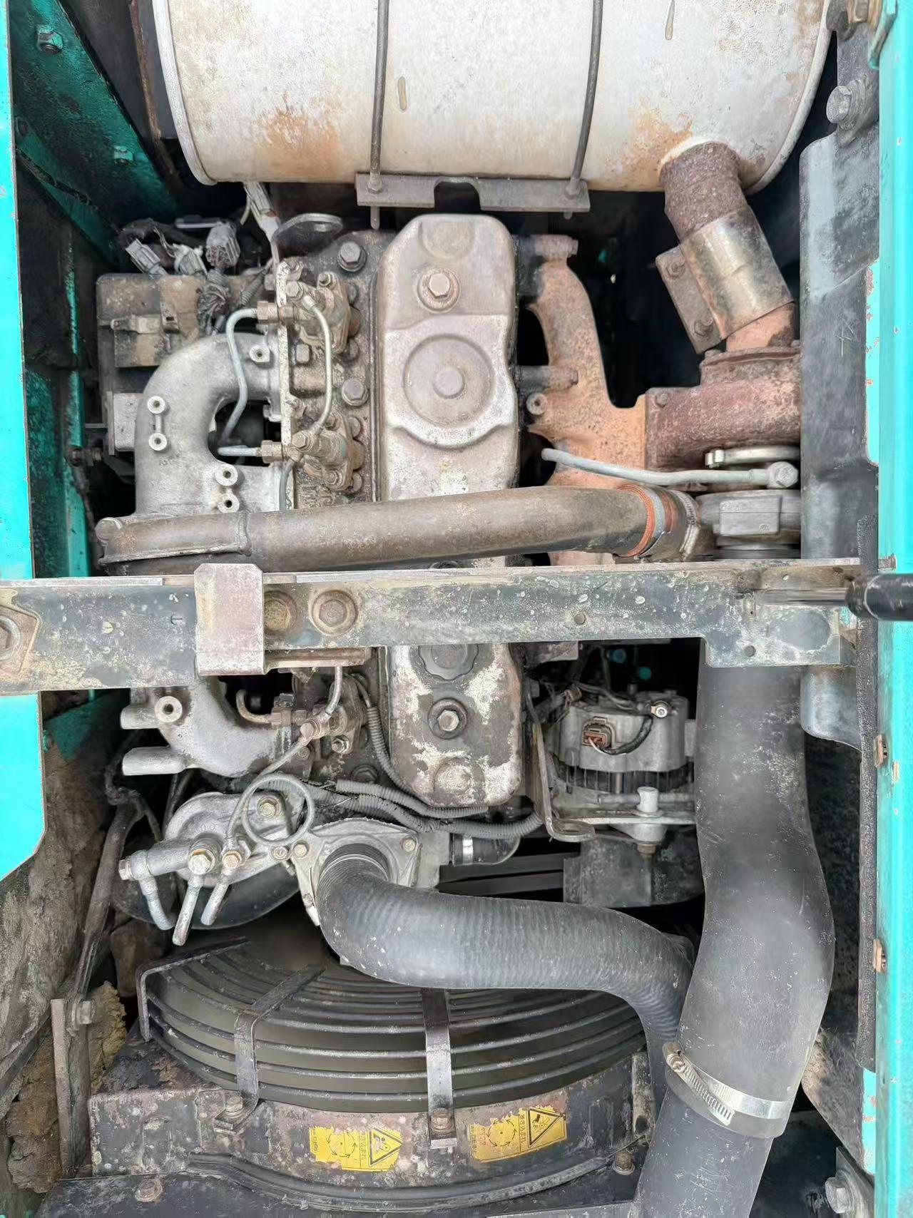 Buy Kobelco SK135SR Used Excavator / 8