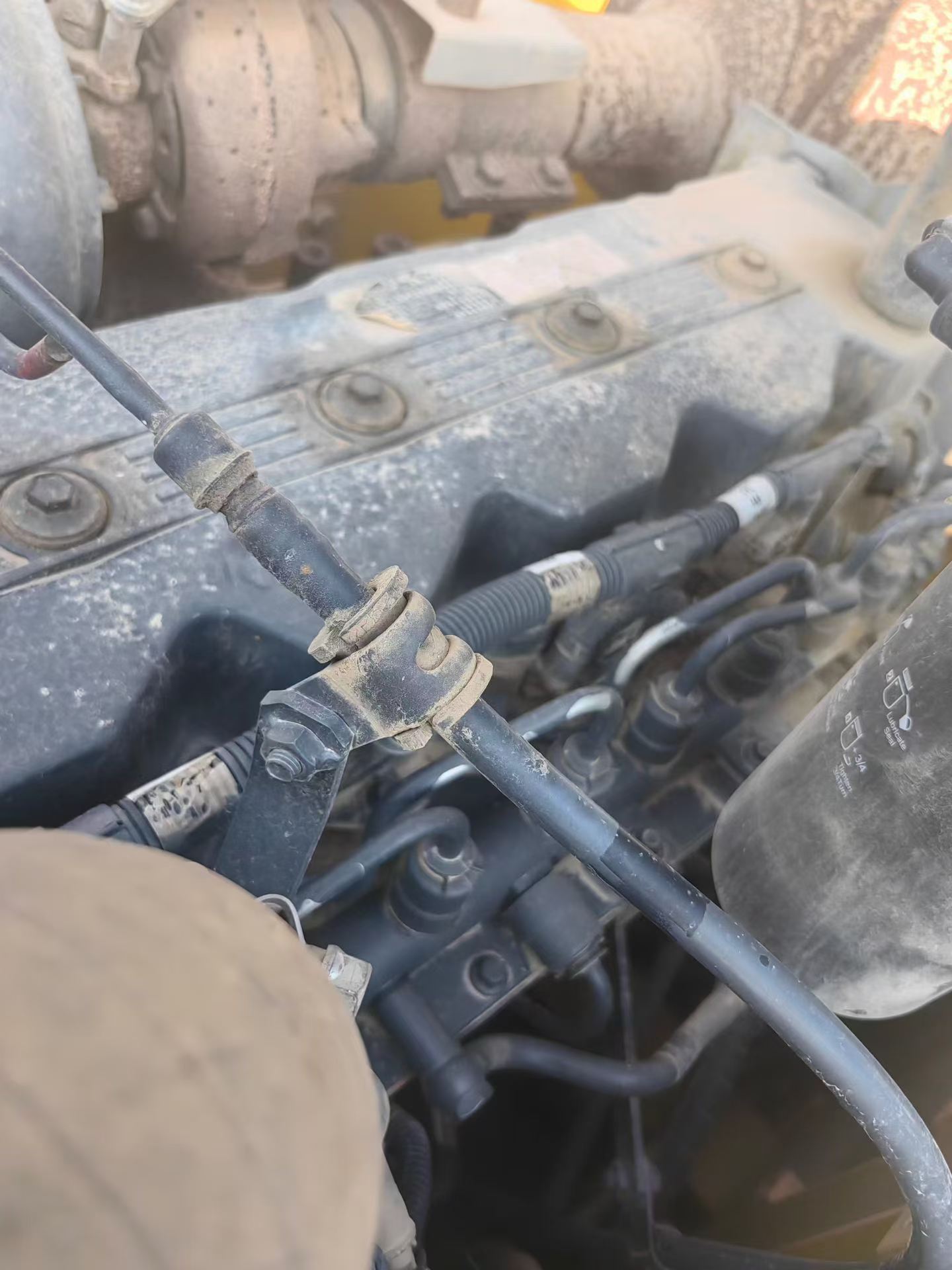 Buy Komatsu PC220 Used Excavator / 2