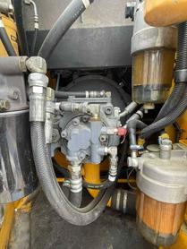 Buy Kato HD512 Used Excavator / 3 Buy Kato HD512 Used Excavator / 3