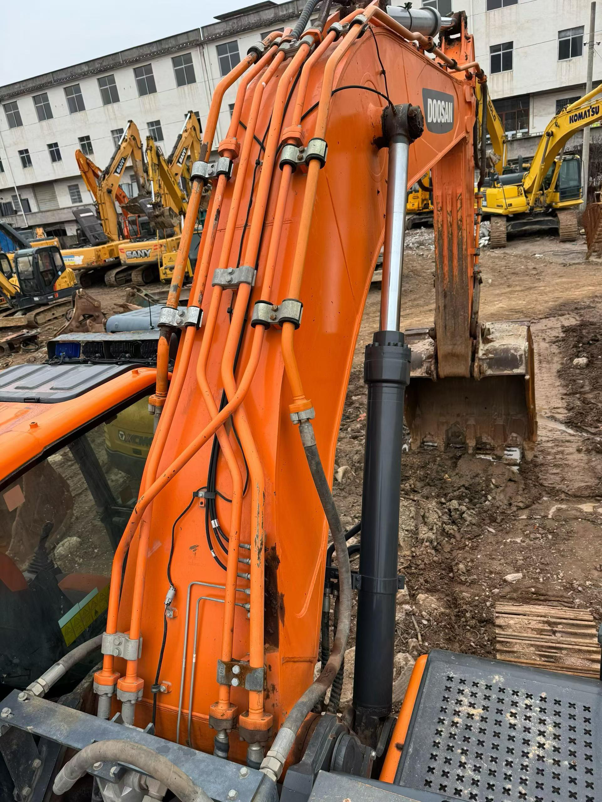 Buy Doosan DX380 Used Excavator / 4