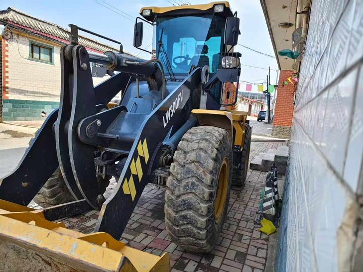 Buy XCMG LK1200K Used Loader / 1