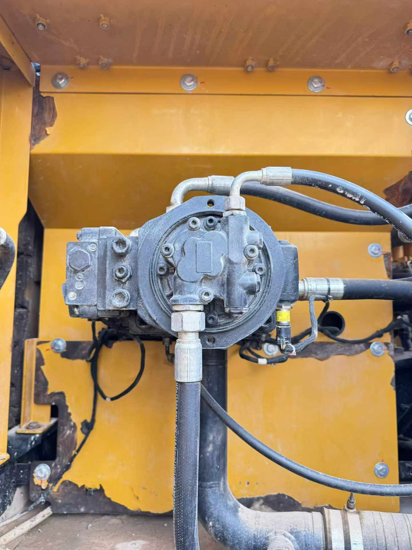 Buy Sany SY245H Used Excavator / 7