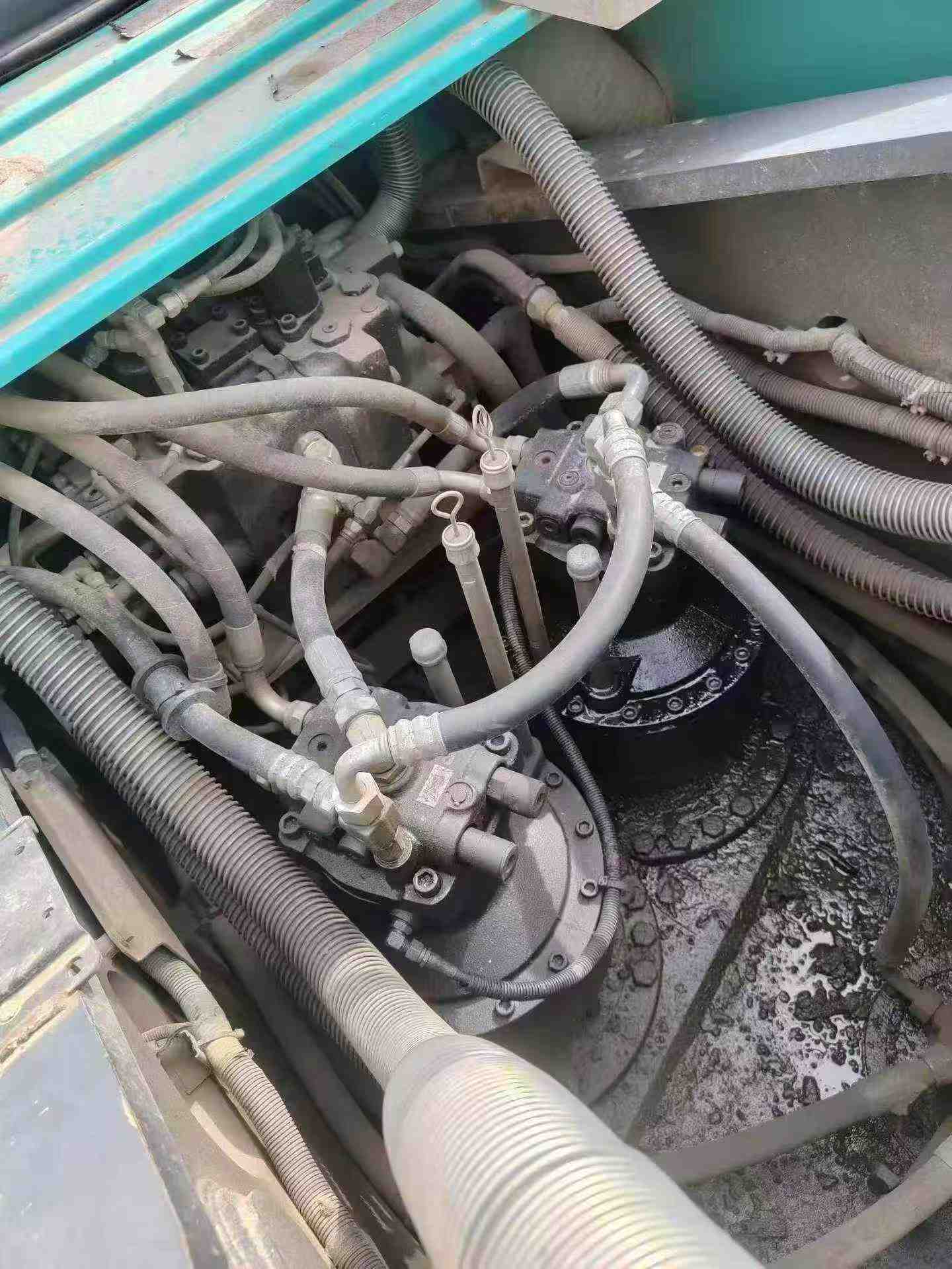 Buy Kobelco SK495D Used Excavator / 5