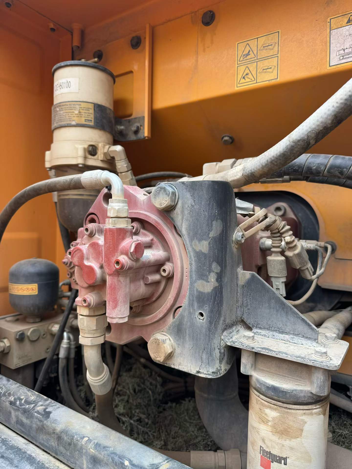 Buy Hyundai R225-7 Used Excavator / 9