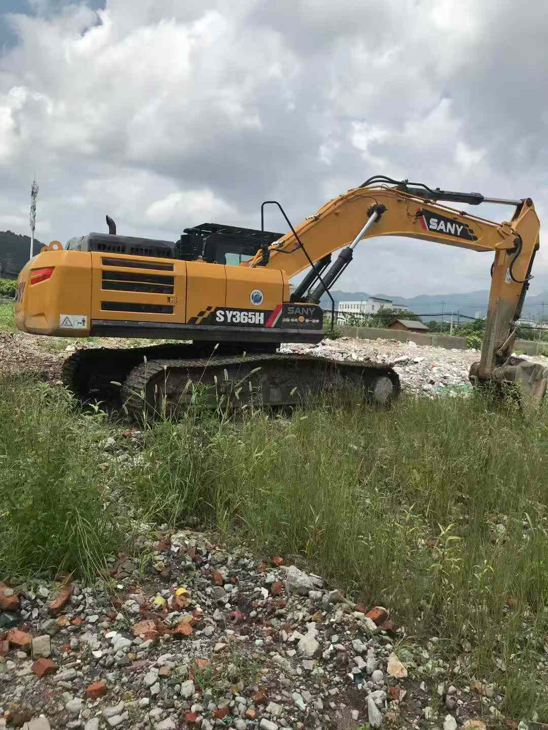Buy Sany SY365C Used Excavator / 4