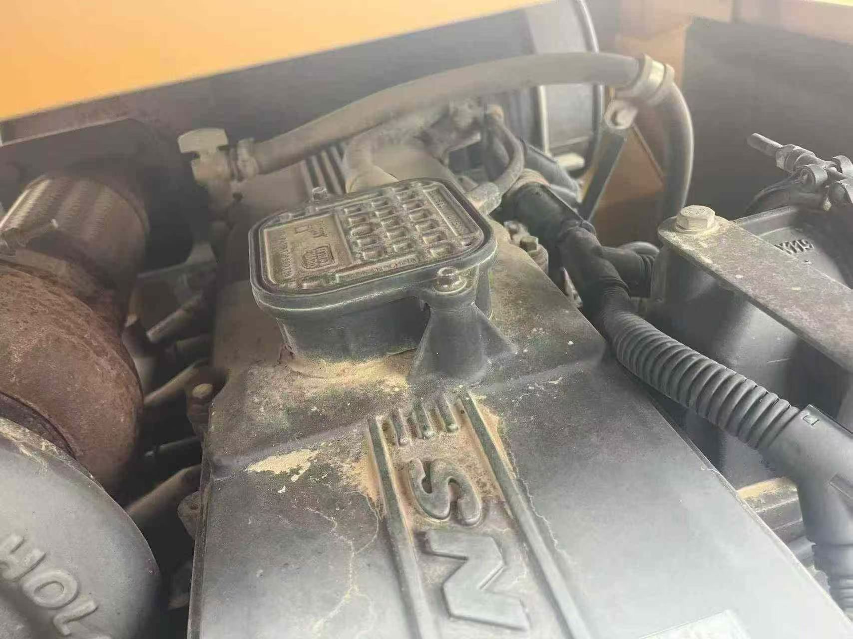 Buy XCMG XE335C Used Excavator / 4