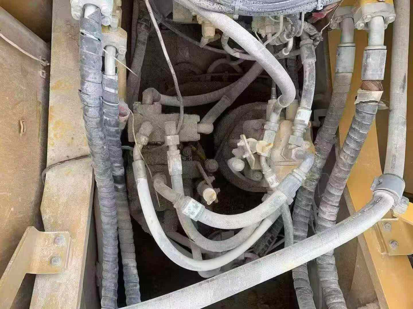 Buy Caterpillar 350L Used Excavator / 2