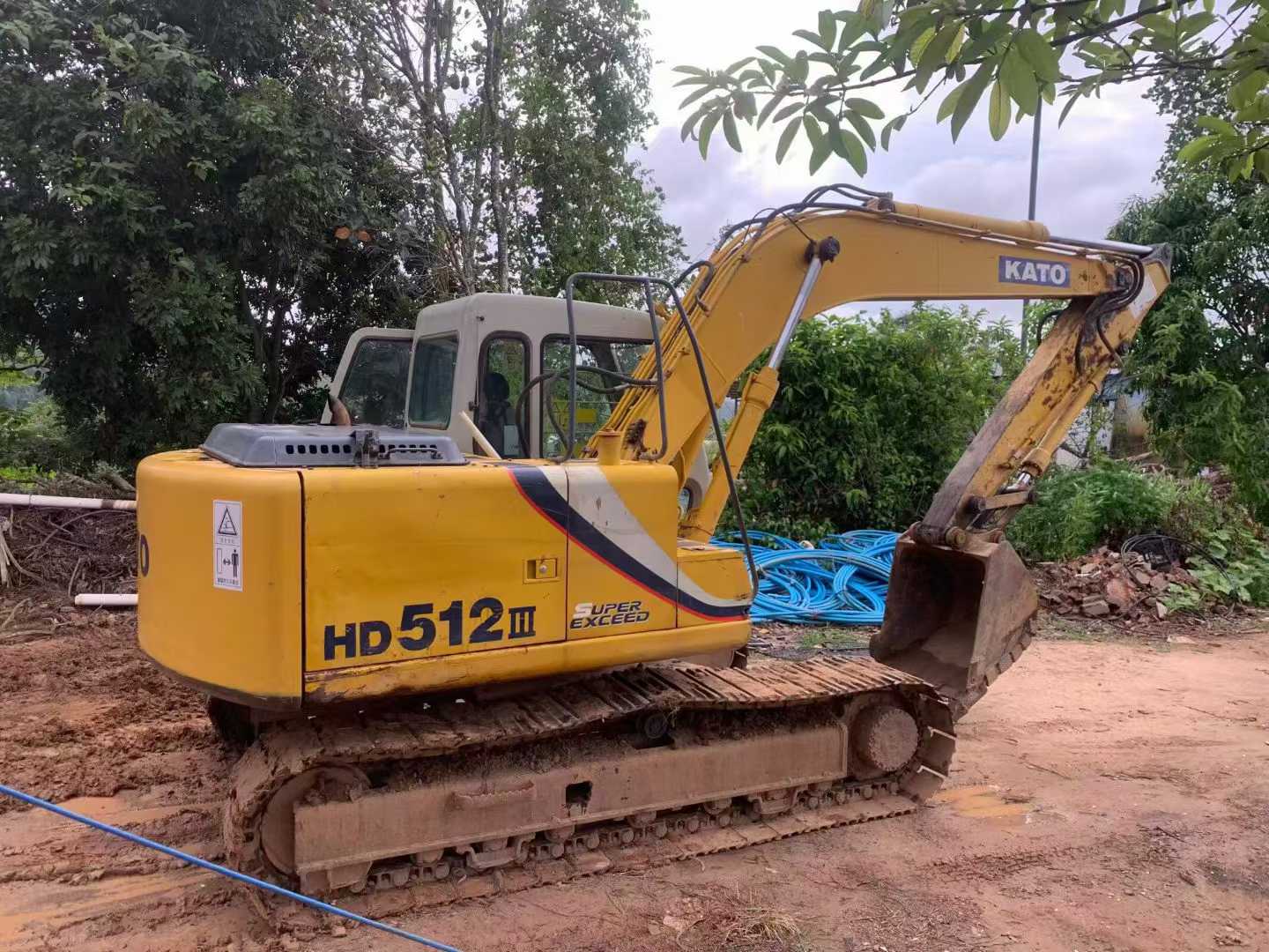 Buy Kato HD512 Used Excavator / 2