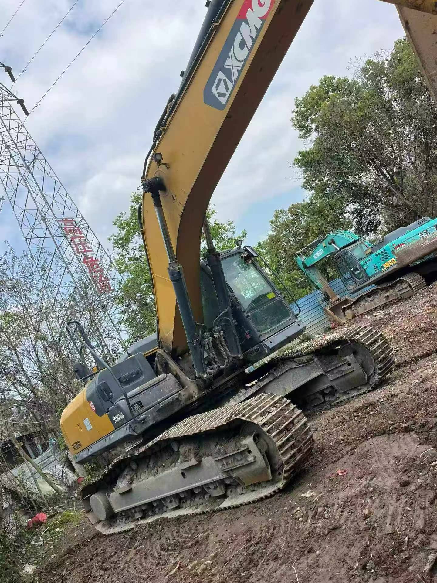 Buy XCMG XE335C Used Excavator / 2