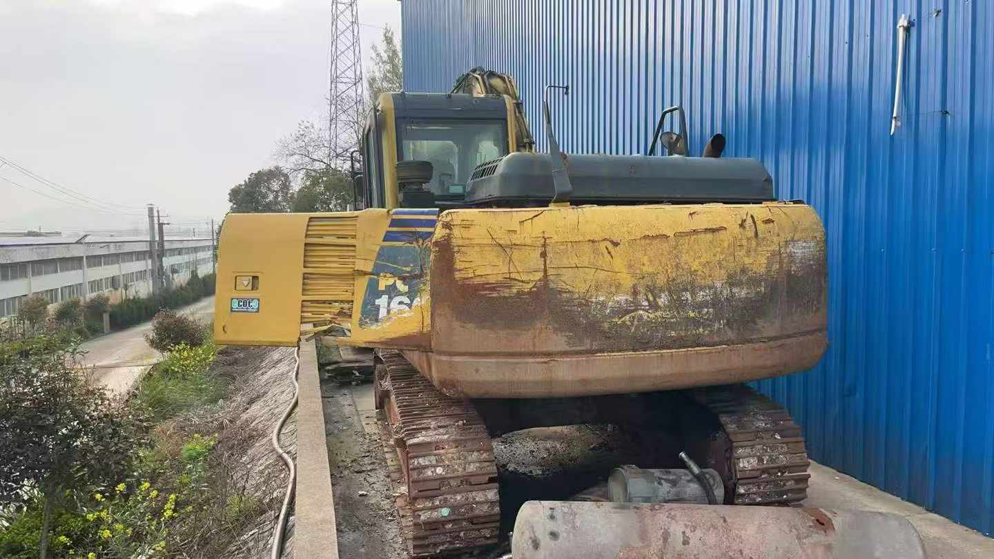 Buy Komatsu PC160-6 Used Excavator / 5