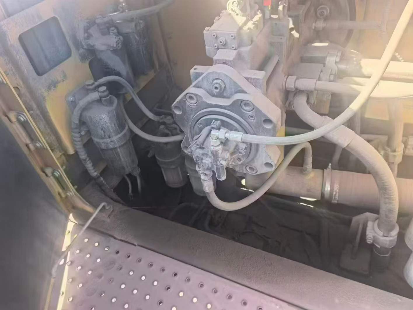 Buy Sany SY870H Used Excavator / 4