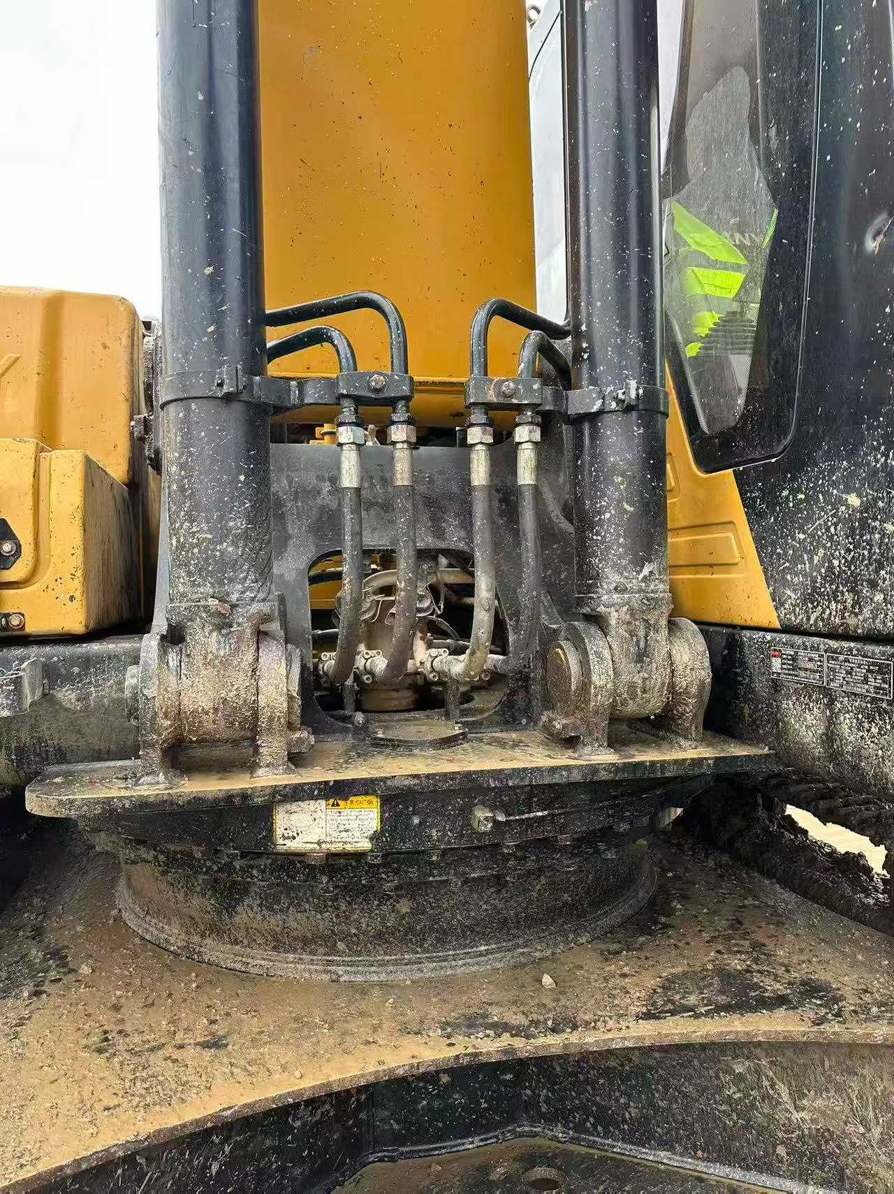 Buy Sany SY245H Used Excavator / 9