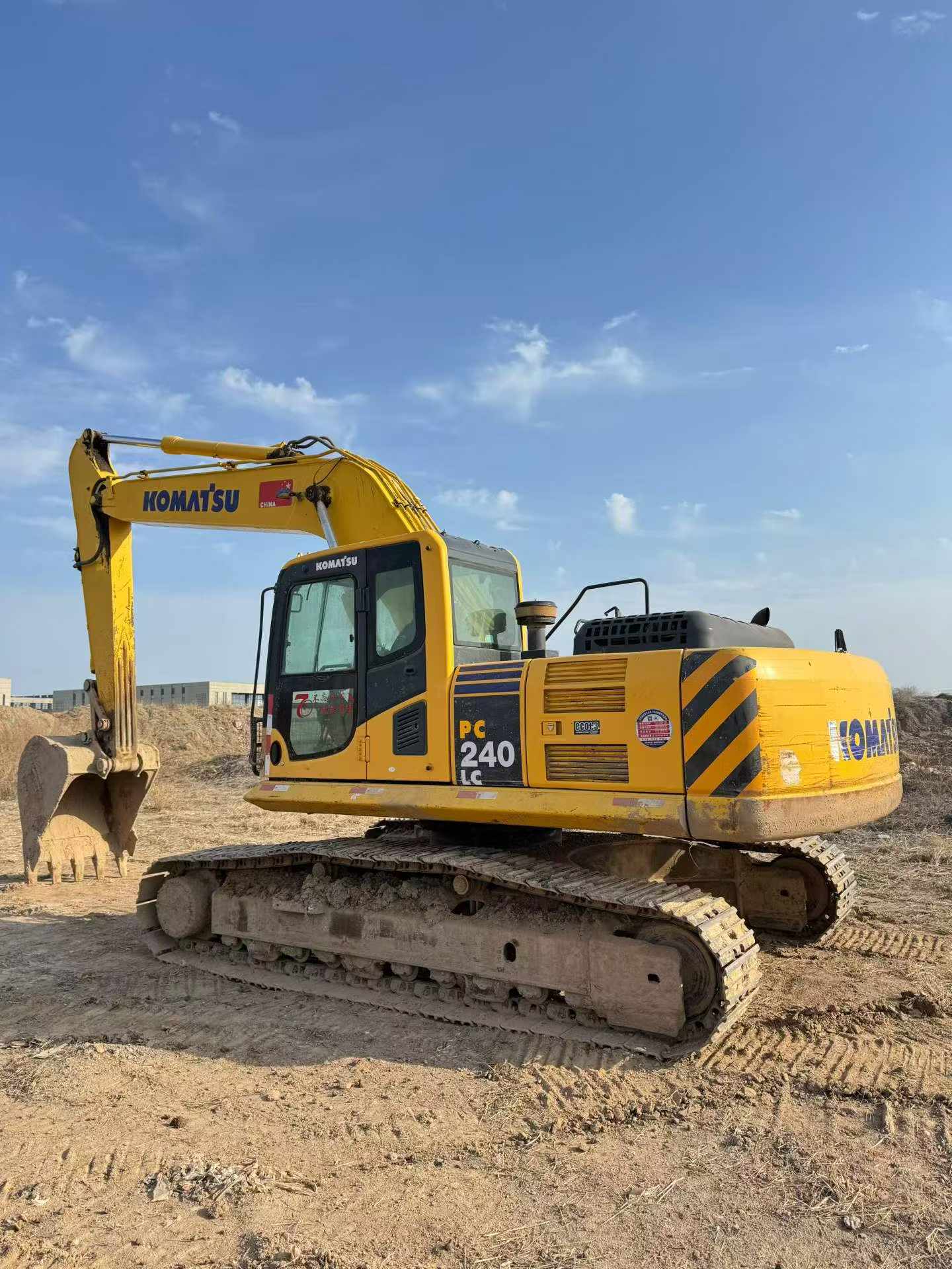 Buy Komatsu PC240-6 Used Excavator / 2