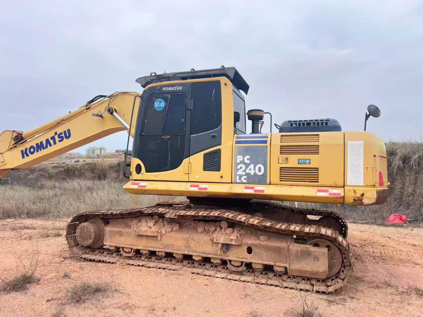 Buy Komatsu PC240-6 Used Excavator / 2