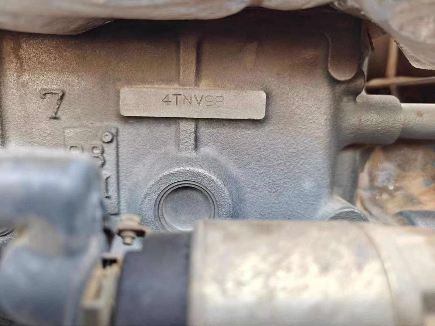 Buy Hitachi ZX70-5A Used Excavator / 7