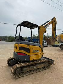 Buy XCMG XE26U Used Excavator / 3 Buy XCMG XE26U Used Excavator / 3