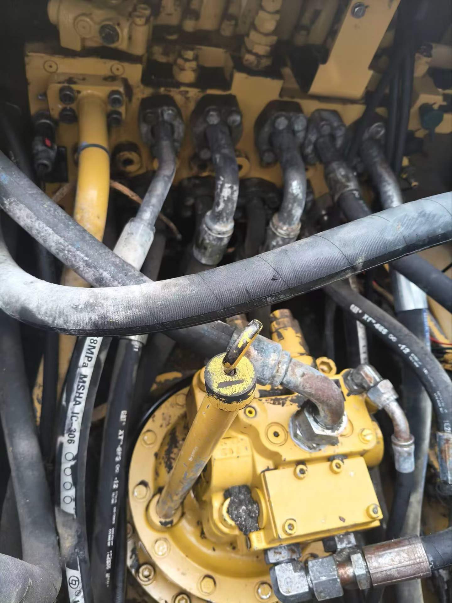 Buy Caterpillar 320A Used Excavator / 5