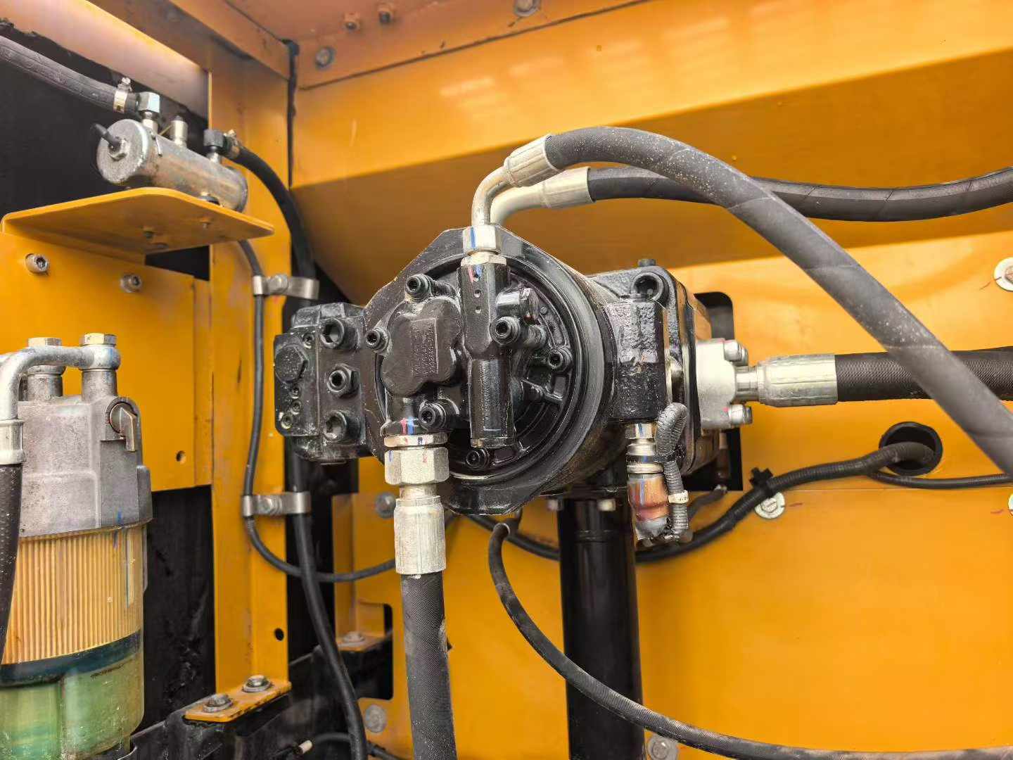 Buy Sany SY245H Used Excavator / 4