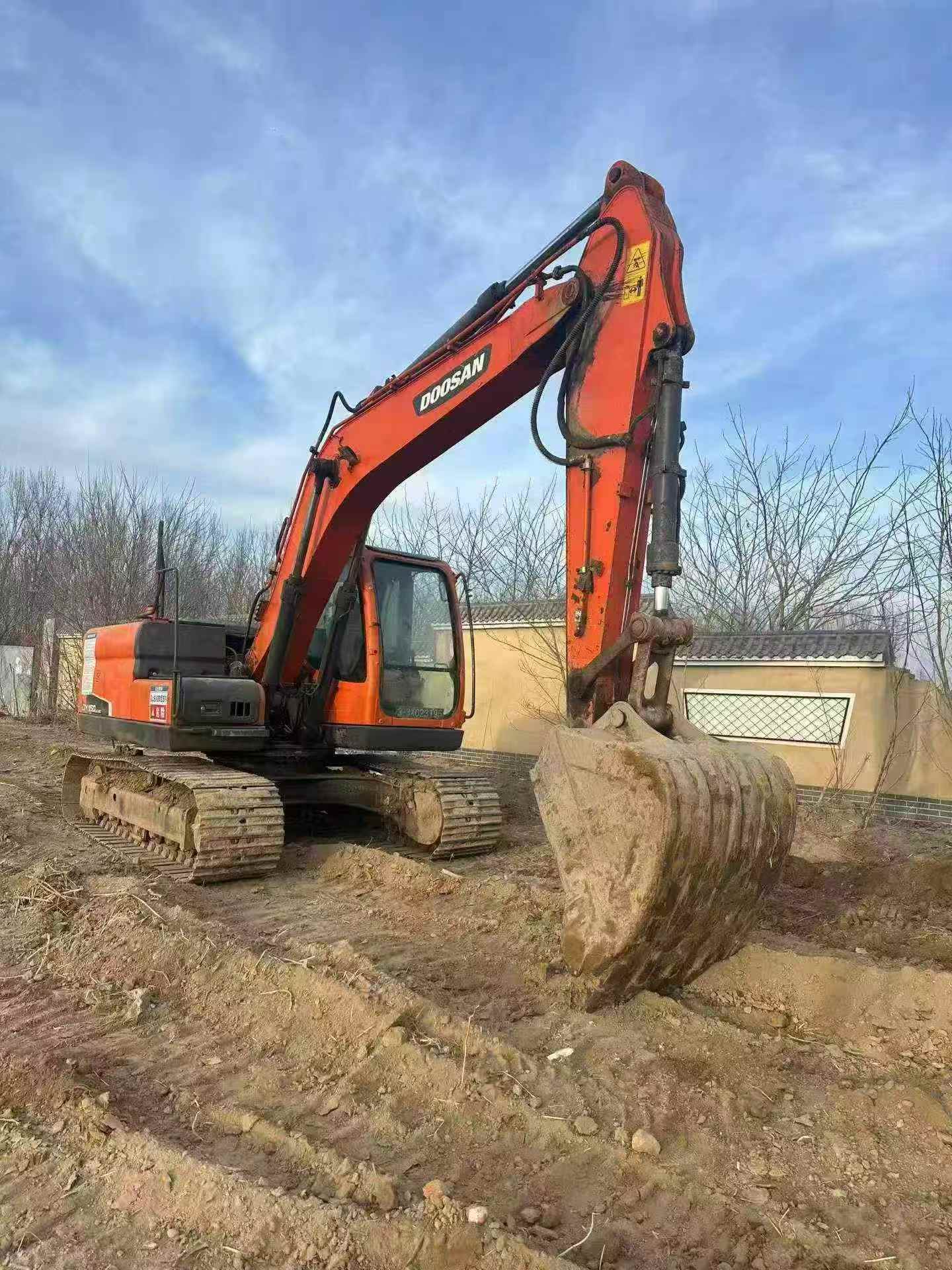 Buy Doosan DH150-7 Used Excavator / 3