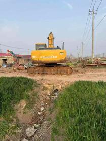 Buy Komatsu PC200-7 Used Excavator / 2 Buy Komatsu PC200-7 Used Excavator / 2