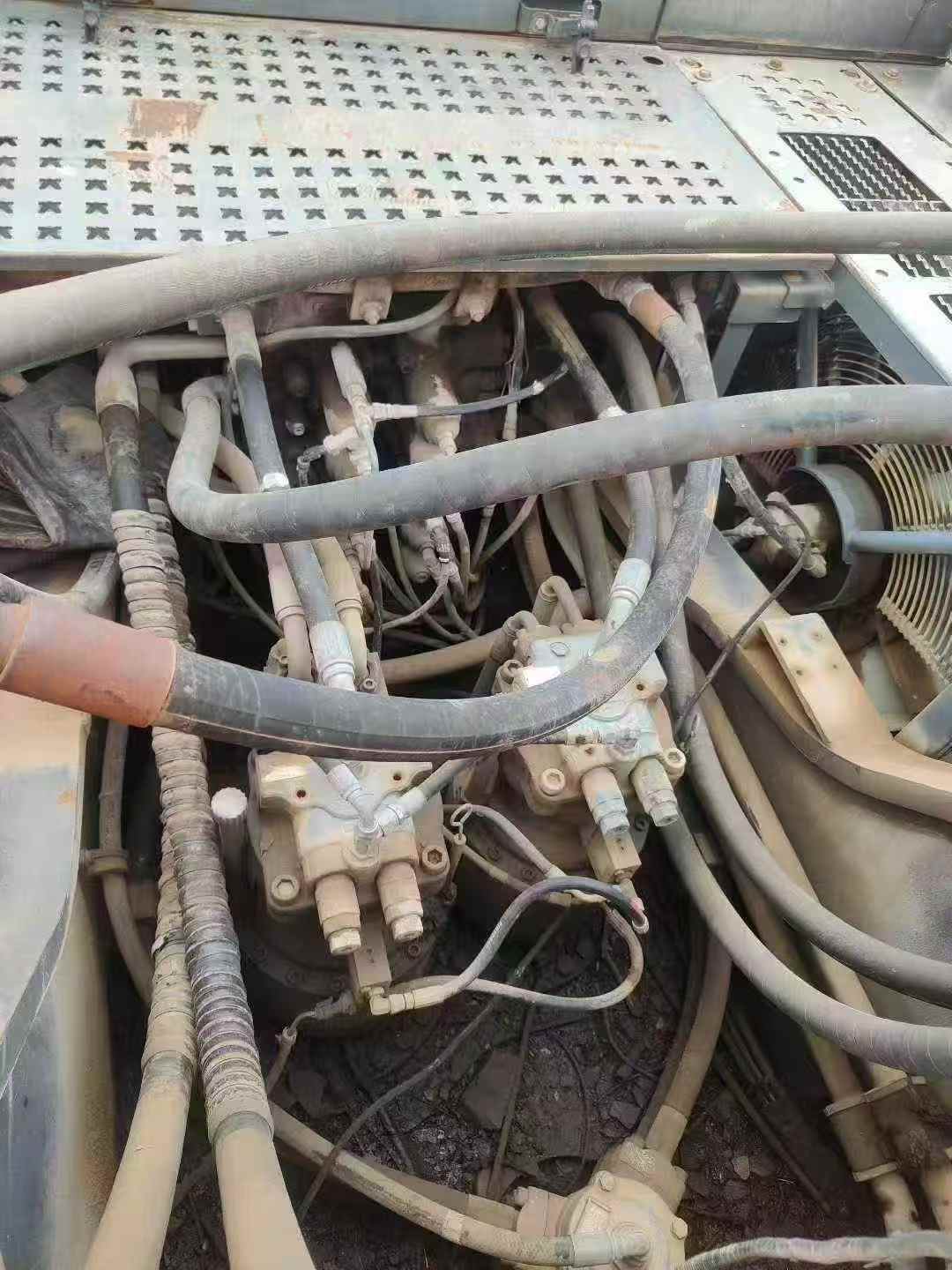 Buy Doosan DH500 Used Excavator / 6