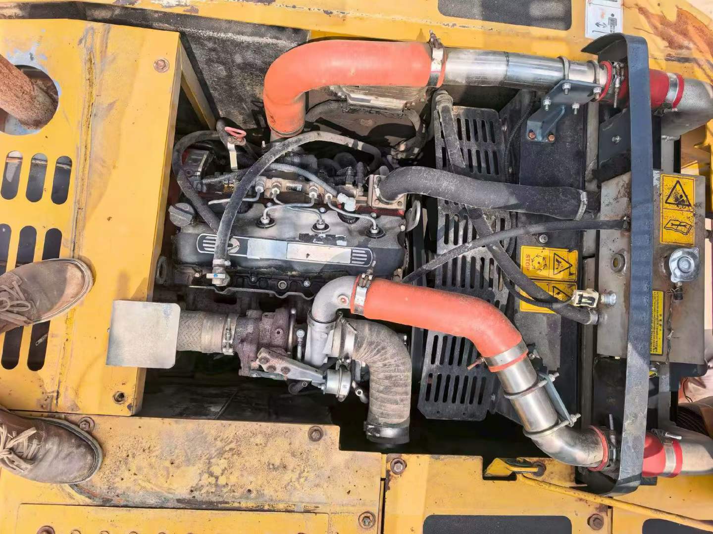 Buy XCMG XE135B Used Excavator / 4