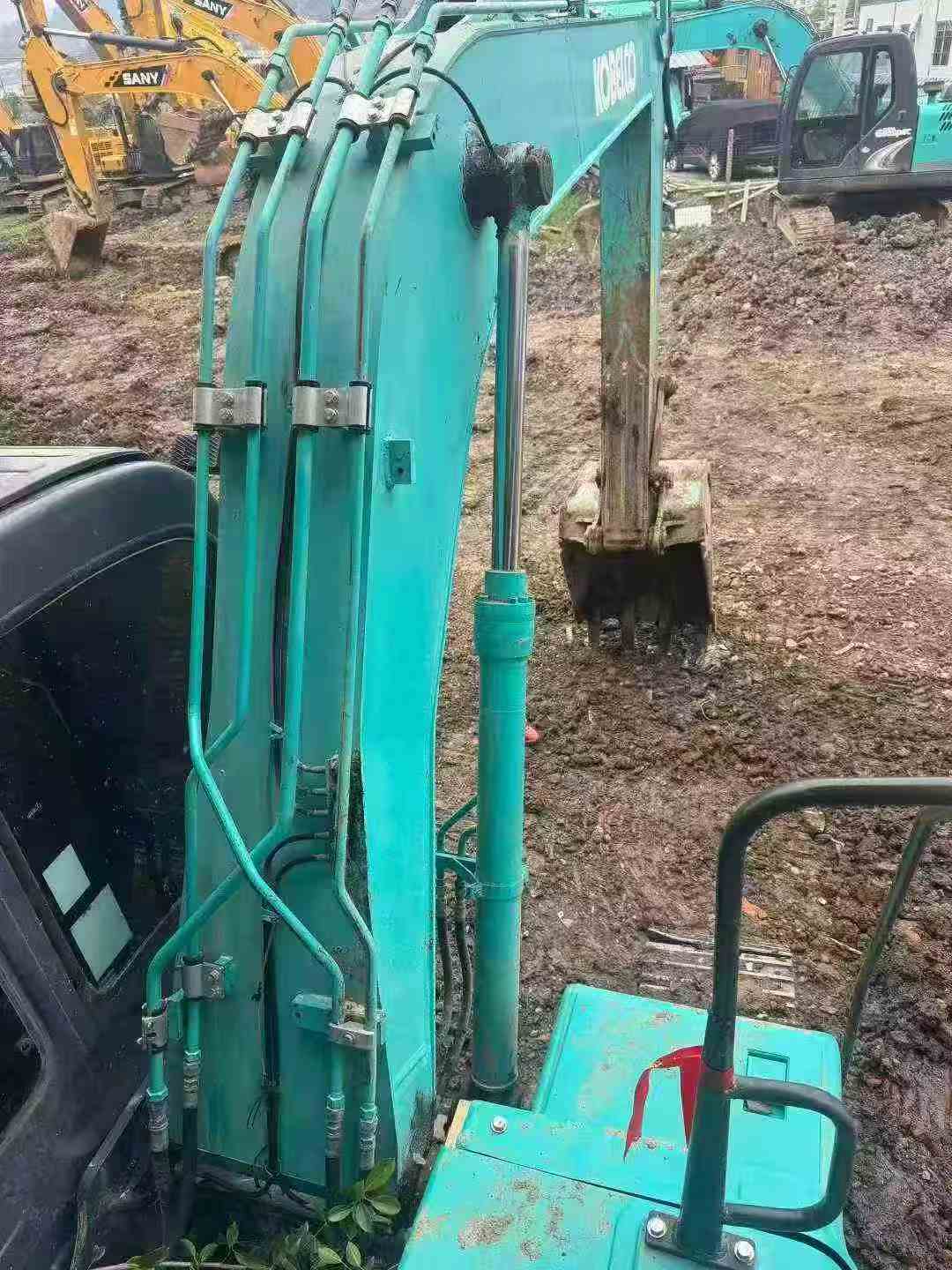 Buy Kobelco SK130 Used Excavator / 5